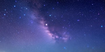 只是满天星辰出自哪首歌？